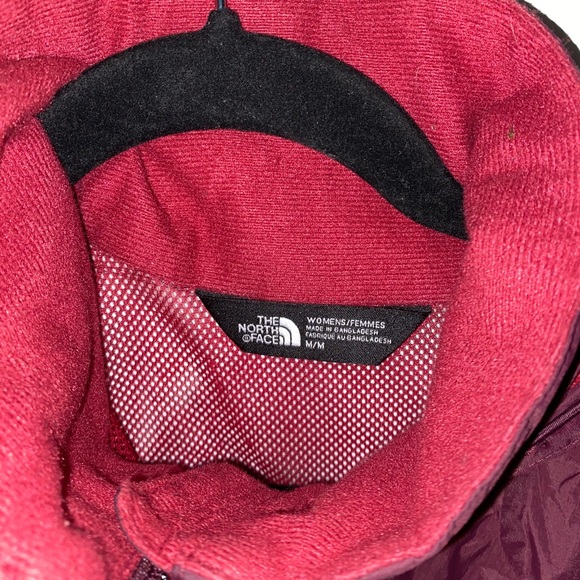 North Face Raincoat - Picture 4 of 4